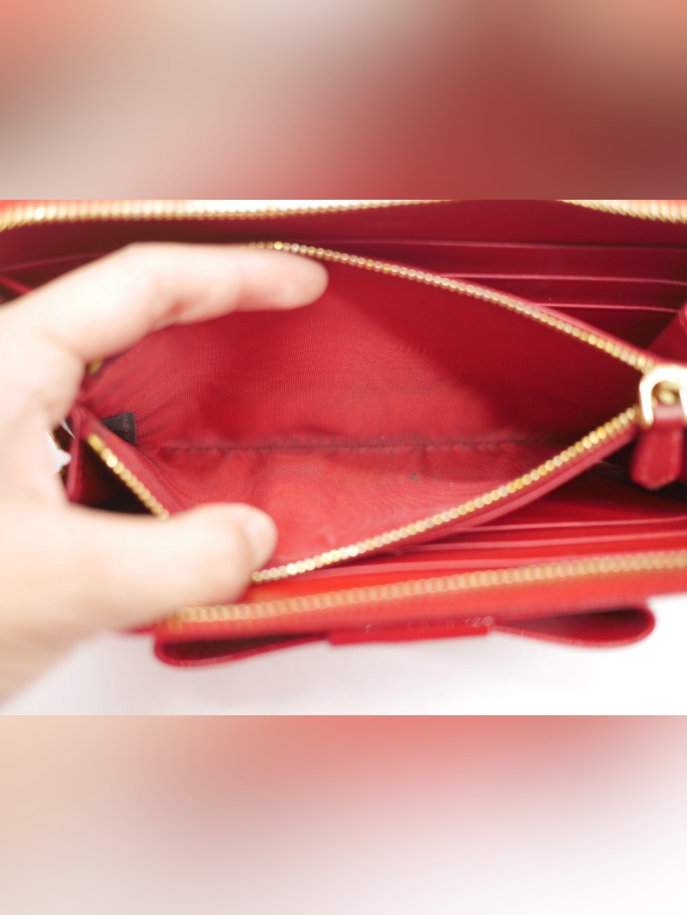 🍓PRADA Saffiano Red Wallet - Picture 7 of 13